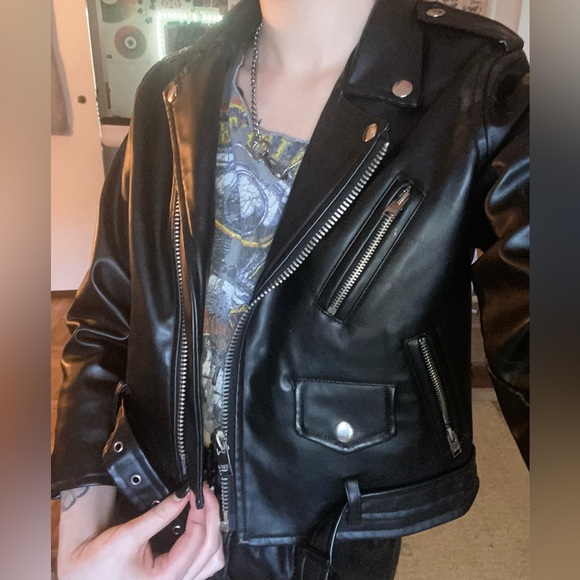 Unif vegan leather ‘Cropped Moto Jacket’, size small - Picture 2 of 4
